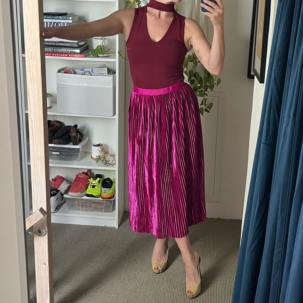 Zara Trafaluc Ribbon-Waisted Velour Crinkle Ribbed Fuscia Midi Skirt